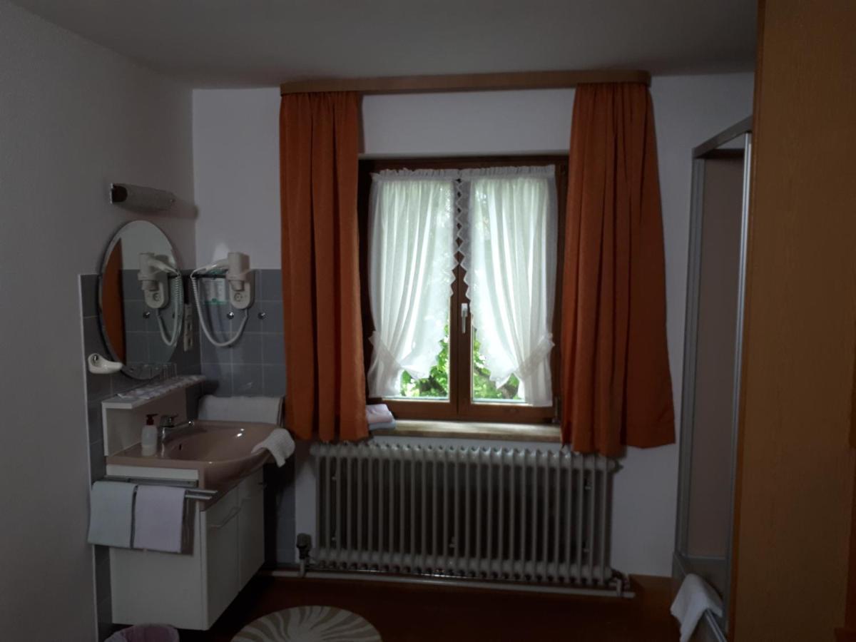 Gasthof Zur Traube Constanţa Exterior foto